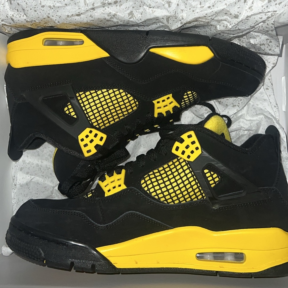 Jordan Retro 4s "Thunder"